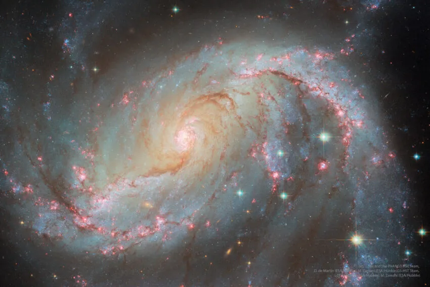 ngc-1672:-galaxy-เกลียวที่ถูกกันออกจากฮับเบิล