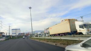 08:30-ถนนเลี่ยงเมืองชลบุรี-ขาเข้า-จาก-แยกบ้านบึง->ที่บริเวณ-|-2025-05-06-01:31:00