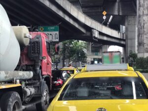rt@mawmily-:-15:02-ถนนพระราม6-แยกอุรุพงษ์-มุ่งหน้าถ.เพชรบุร-|-2025-05-14-08:06:00