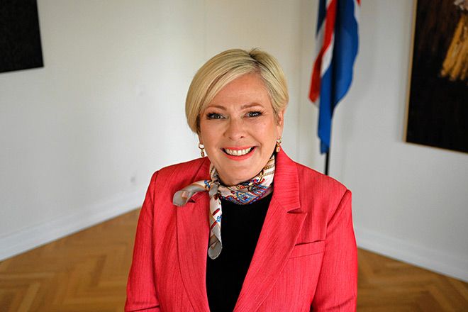 tomasdottir-ประธานสัมภาษณ์/-ไอซ์แลนด์กล่าวถึงความเท่าเทียมทางเพศ