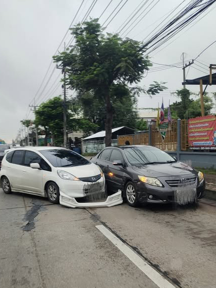 เมื่อเวลาประมาณ-07:10-อุบัติเหตุ-ถนนลำลูกกา-ขาเข้า-ที่บริเ-|-2025-05-27-01:13:00