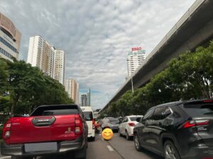 rt@taoballme-:-15:37-ถนนกรุงธนบุรี-ขาเข้า-ปริมาณรถหนาแน่น-ก-|-2025-05-30-08:39:00