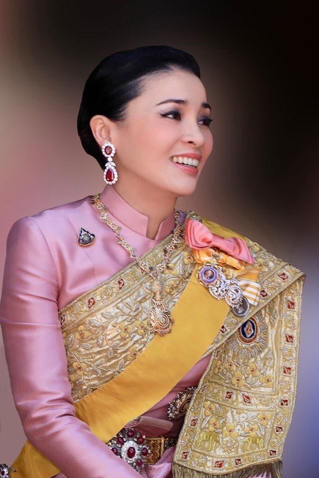 ขอพระองค์ทรงพระเจริญ-เนื่องในวโรกาสวันเฉลิมพระชนมพรรษา-สมเด-|-2025-06-02-23:01:00