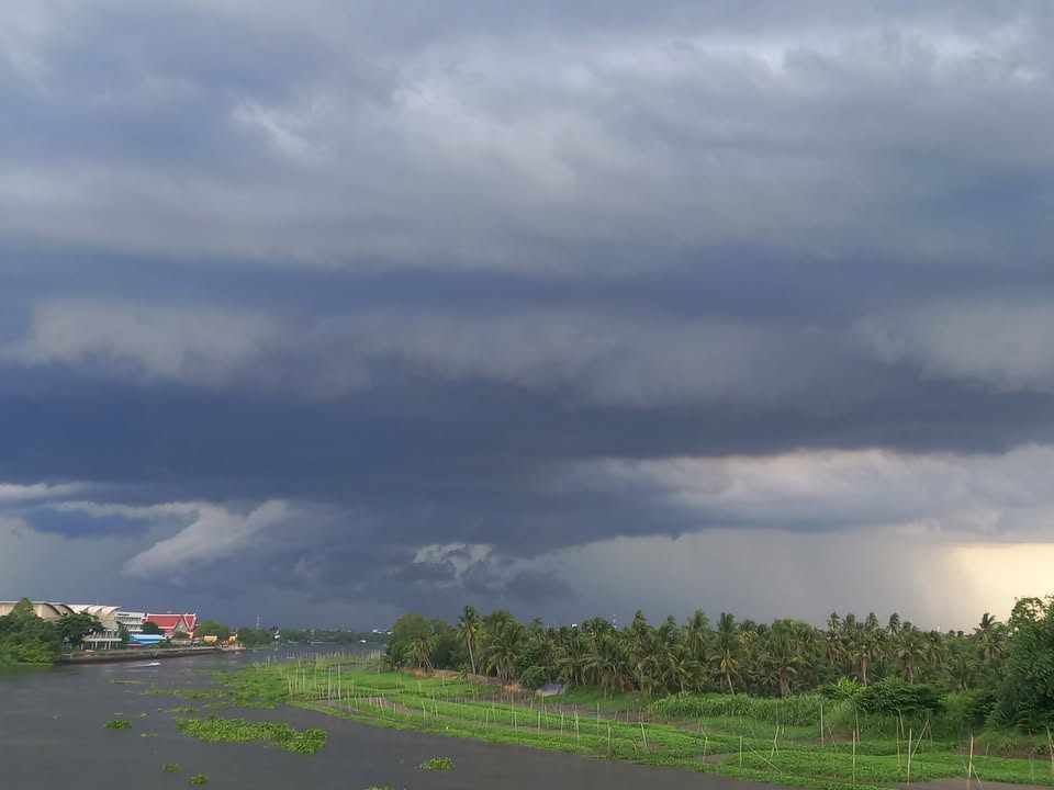 rt@sak-kit-1744-น.-สามพราน-ฝนตก-ลมกระโชกแรง-ฝั่งธนบุรีเตรี-|-2025-06-18-10:forty-five:00
