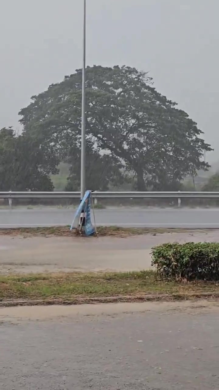 rt@teenonphotharam-1710-น-อโพธาราม-ราชบุรี-ฝนตกหนักค่ะ.-|-2025-06-18-10:22:00