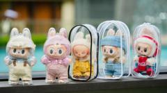 ตุ๊กตา-“ลาบูบู้”-ครองใจชาวโลก-เพราะความน่ารักหรือหน้าตาแปลกประหลาด-?