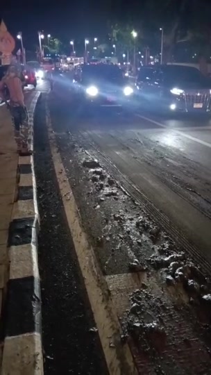 22:10-ถนนสมเด็จพระปิ่นเกล้า-ขาออก-ที่บริเวณสะพานสมเด็จพระปิ-|-2025-06-27-15:42:00
