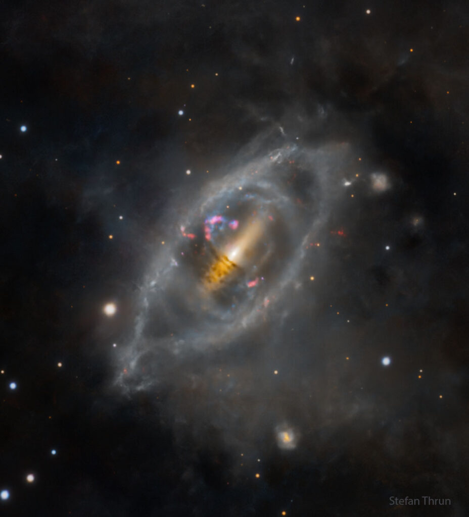 ngc-2685:-helix-galaxy