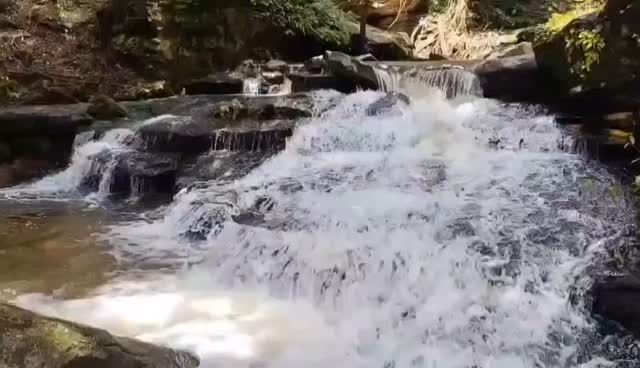 “น้ำตกคำหอม”-อุทยานแห่งชาติภูพาน-เพลิดเพลินกับธารน้ำ-ความชุ่