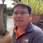 (1/8/68)-…ครบสัปดาห์แล้ว-น้ำผุดใต้กำแพงบริเวณชุมชนคูหาสุวร