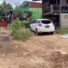 ตำรวจสอบสวนกลาง-ส่งมอบถุงยังชีพให้แก่ชาวบ้านในพื้นที่