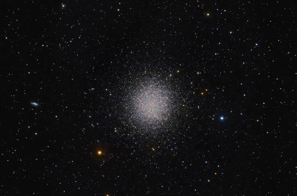m13:-คลัสเตอร์ทรงกลมที่ดีใน-hercules