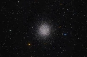 m13:-คลัสเตอร์ทรงกลมที่ดีใน-hercules