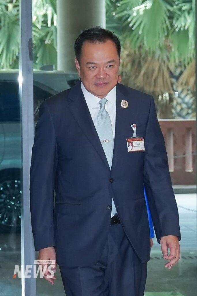 “อนุทิน”-ยิ้ม-แต่ไม่ตอบรับ-จะรับ”นายกฯ”-คนที่-32-ไหม-ขอหารือ