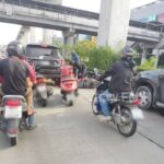 0813-น.-อุบัติเหตุ-ถนนศรีนครินทร์-ขาเข้า-ตรงข้ามห้างซีคอนส-|-2025-09-25-01:13:00