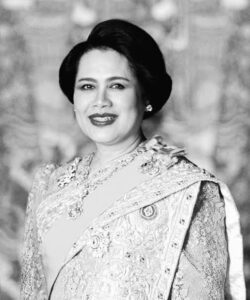 น้อมเสด็จสู่สวรรคาลัย-สมเด็จพระบรมราชชนนีพันปีหลวง-พระแม่แห