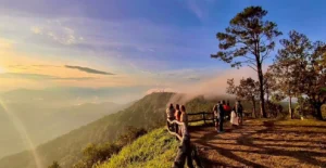 ยอดภูเรือรับแสงแรกท่ามกลางอากาศหนาว-หลังกรมอุตุนิยมวิทยาประก