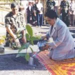 “ต้นยางนาทรงปลูก”-วันที่-๑๒-มกราคม-๒๕๔๔-สมเด็จพระนางเจ้าสิริ