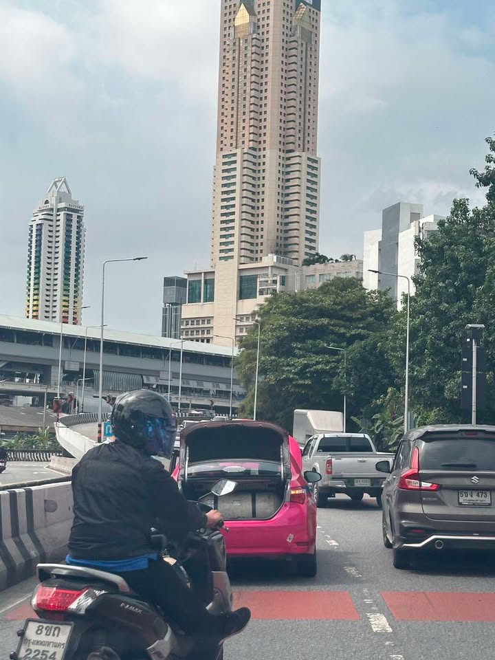 1222-น.-ถนนจตุรทิศ-ขาเข้า-เลยบึงมักกะสันมาเล็กน้อย-รถแท็กซี-|-2025-11-08-05:23:00