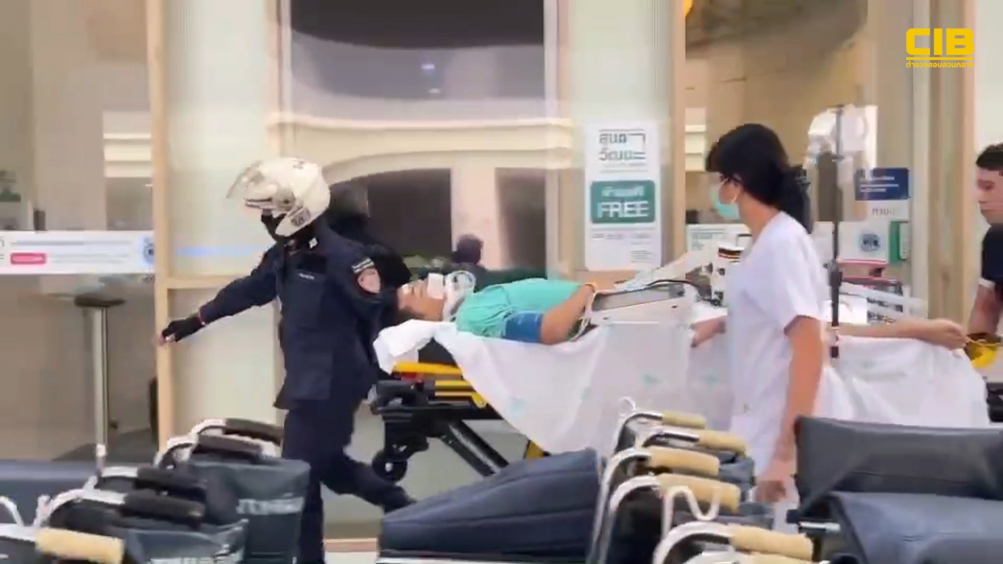 ตำรวจทางหลวงอยุธยา-เปิดทางนำส่งผู้ป่วยฉุกเฉินส่ง-โรงพยาบาลศิริราช