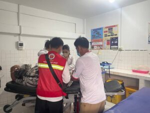 ประชาชนชาวกัมพูชา-อ้างว่าโดนอาวุธหนักจากฝั่งไทย-นึกว่าเสี้