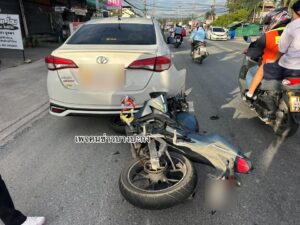 แซงไม่พ้น-หนุ่มอายุ-23-ปี-ขี่รถจักรยานยนต์จะรีบไปทำงาน-ระหว-|-2025-11-17-01:59:00