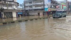 สถานการณ์น้ำท่วมหาดใหญ่-ถศรีภูวนาถ-(800น.)-(feed-