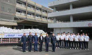 gulf-ช่วยเหลือผู้ประสบภัยน้ำท่วมภาคใต้-จับมือกองทัพอากาศส่งมอบถุงยังชีพ