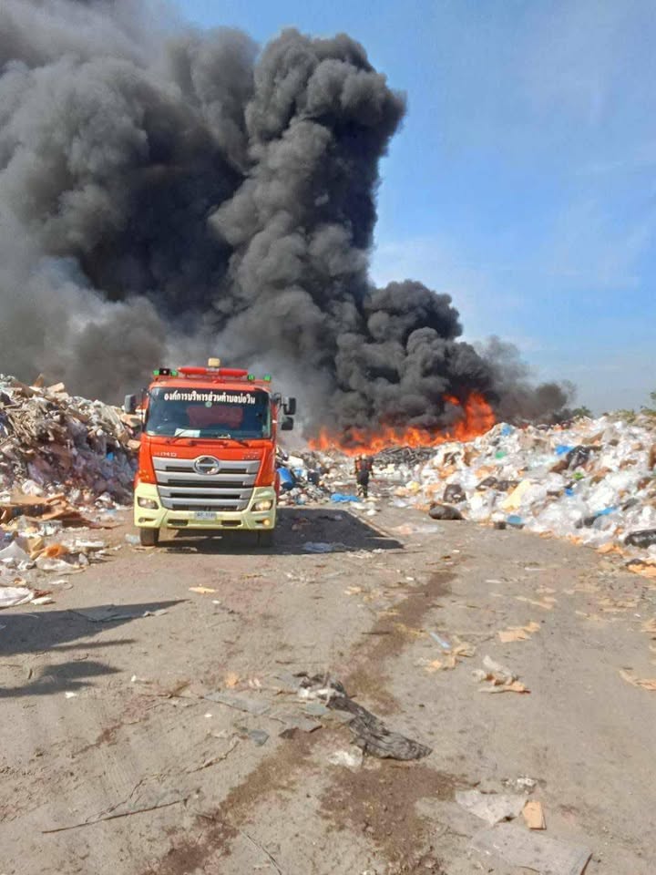 29-พย68-เกิดเหตุเพลิงไหม้โรงงาน-ม4-ตบ่อวิน-อศรีราชา-จ.ช-|-2025-11-29-05:00:00