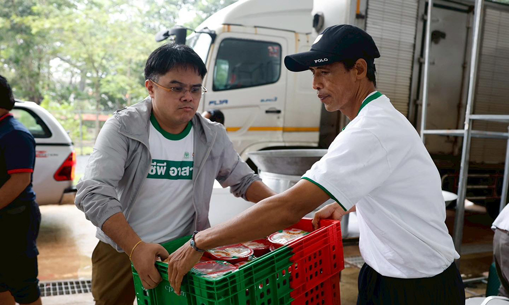 ซีพีอาสาช่วยชาวใต้-หนุนโรงครัว-55-แห่ง-บรรเทาความเดือดร้อนผู้ประสบภัยหลังน้ำลด