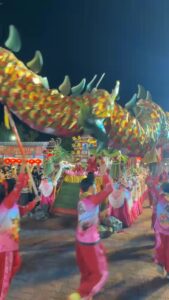 -การแสดงโชวฺ์-คณะมังกรทอง-อุดรธานี-อุดรธานี-จาก-ศาลเจ้าปู่