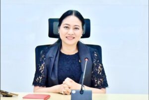 ดอกเตอร์รวีวรรณ-ภูริเดช-ปลัด-ทส.-ประชุมเตรียมความพร้อมรับมือไฟป่า