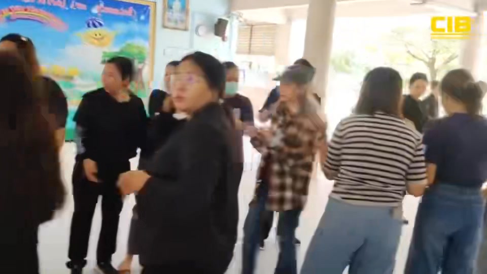 ส่งมอบสิ่งของจำเป็น-สนับสนุนการฟื้นฟูหลังน้ำลดให้กับประชาชน