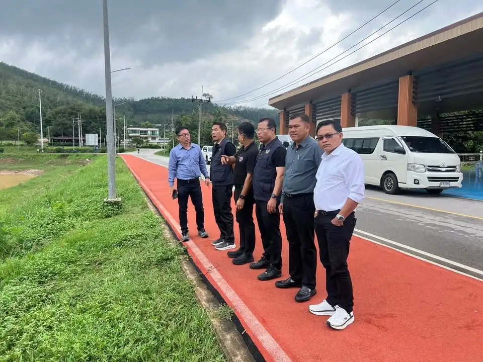 แก้มลิงคลองเรียน-อธช.ลงพื้นที่ติดตามสถานการณ์น้ำบริเวณอ่างเ-|-2025-12-19-10:13:00