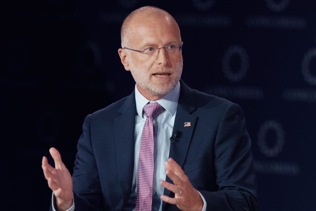 fcc-bans-silent-chinese-language-made-drones,-citing-security-dangers