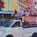 นายธนาธร-จึงรุ่งเรืองกิจ-พร้อมแกนนำพรรคประชาชนเชียงใหม่-ขึ้น