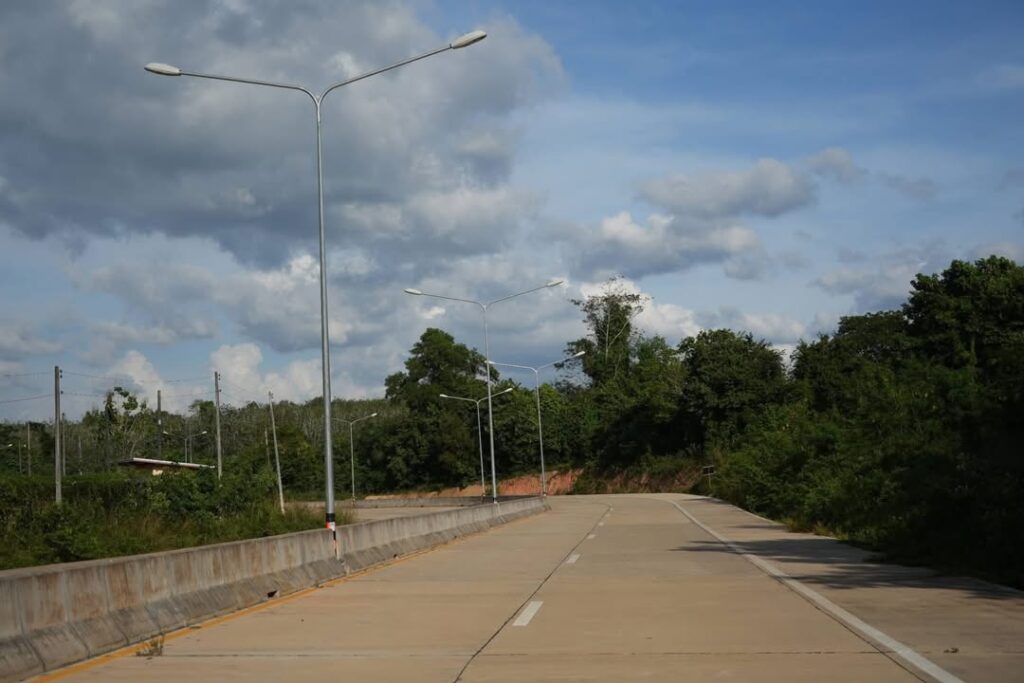 ถนนเชื่อมด่านสะเดา-นายกสุพิศ-ลงพื้นที่ติดตามการทำงานโครงการ-|-2026-01-06-17:00:00