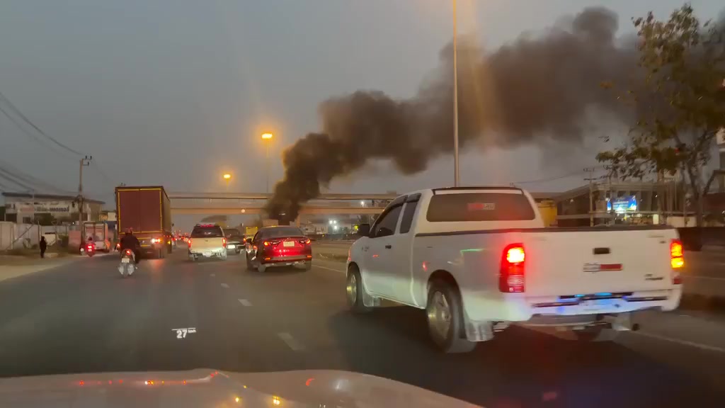 14-มค-69-เวลา-1830-น.-ถนน-345-มาจากบางบัวทอง-มุ่งหน้า-แยก-|-2026-01-14-11:37:00