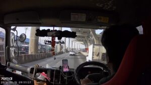 คลิป-นาทีชีวิตกล้องหน้ารถจับภาพ-เครนถล่ม️-ถนนพระราม2-ขาออ