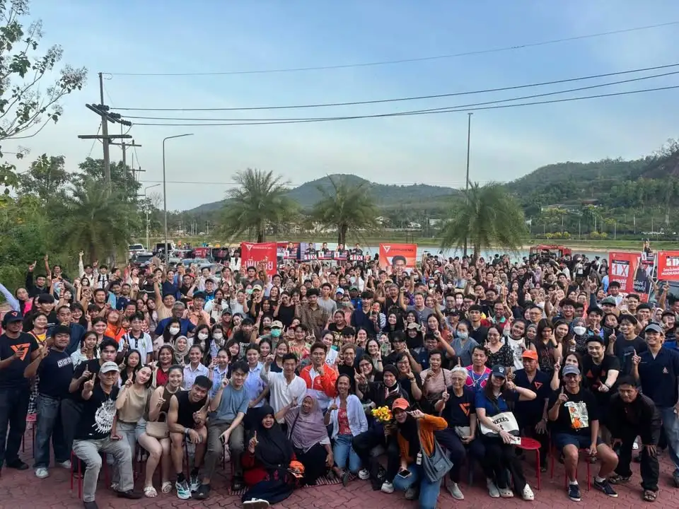 พรรคประชาชนสงขลา-เขต3สงขลา-ดอกส้มบานแล้ว-หมอบอสย้ำอุดมการ-|-2026-01-23-02:36:00