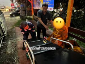 มองไม่เห็นพระ-ชายวัย-65-ปี-ขับรถกระบะเลี้ยวออกจากหมู่บ้าน-แ-|-2026-02-09-01:24:00