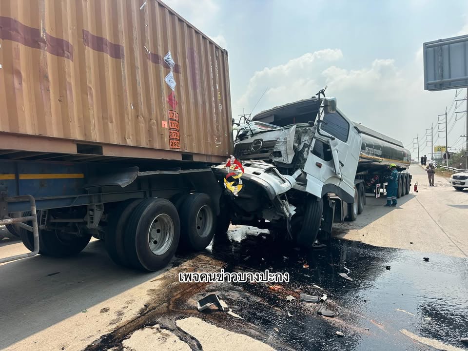 เบรกไม่อยู่-รถพ่วง-22-ล้อ-บรรทุกน้ำมันคาร์บอนแบล็คฟีดสต็อกม-|-2026-02-16-07:58:00