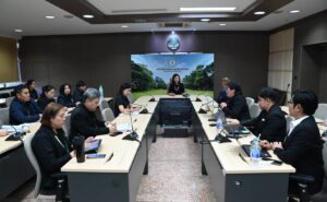 -(4-มีค-69)-เวลา-1100-น.-นางสาววรนุช-สวยค้าข้าว-ผู้อำนวย