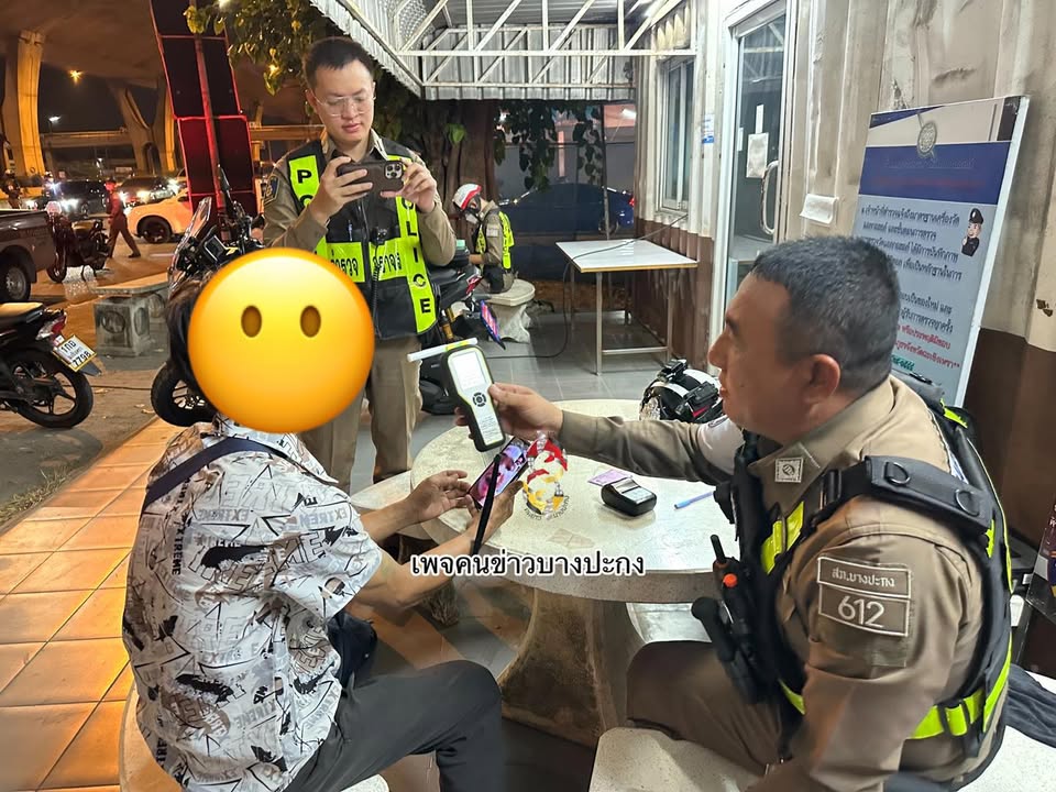 ผมไม่เมานะ-หนุ่มมียนมาขี่รถจักรยานยนต์เจอด่าน-แบบจะเข้าดีไม-|-2026-04-11-08:01:00