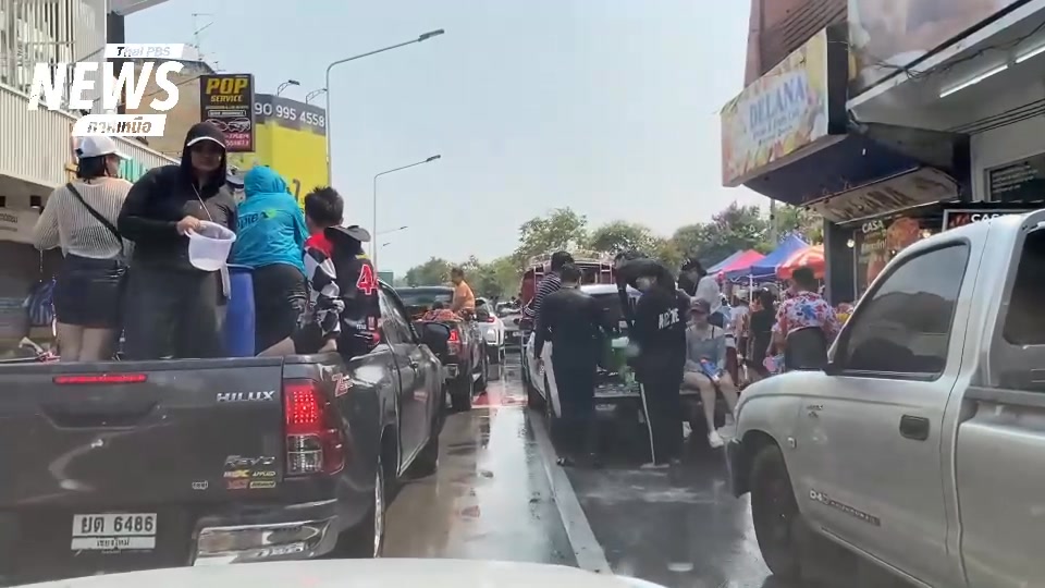 (14/4/69)-…รอบคูเมืองยังคึกคัก-แม้อากาศร้อน-ฝุ่นหนาแน่น-บร