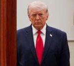 เทียบประกาศสำคัญของทรัมป์กับ-5-กรณีการซื้อขายในตลาด-ถูกครหาเป็นอินไซเดอร์-เทรดดิง