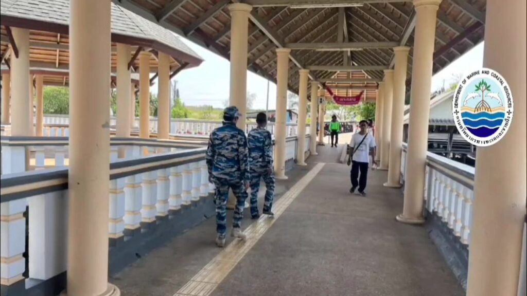 -กรมทะเล-โดย-สทช.10-ออกปฏิบัติงานลาดตระเวนทางเรือป้องกันเฝ