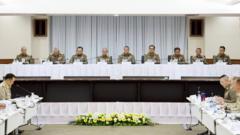 สำรวจบทบาทขององคมนตรี-หลังเกิดข้อถกเถียงจากกรณีร่วมประชุมหน่วยราชการ