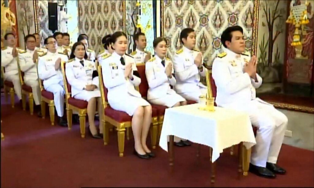 **รมว.สุรศักดิ์-นำคณะผู้บริหารและบุคลากรกระทรวงการท่องเที่ยว