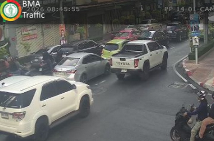 0841-น.-ติดขัดมาก-ถนนบำรุงเมือง-ขาเข้า-ข้ามสะพานกษัตริย์ศึ-|-2026-06-17-01:46:00